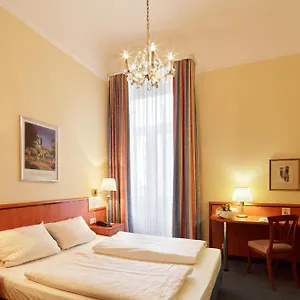 Hotel Centro National Frankfurt City, Trademark Collection By Wyndham, Frankfurt am Main